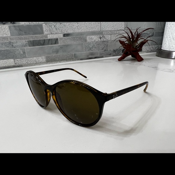 Raybans - Picture 2 of 3